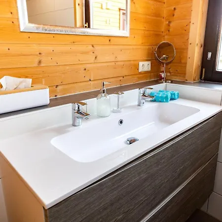 5 Sterne Annika Mit Kamin, Seeblick Und Grosser Terrasse Holiday home *